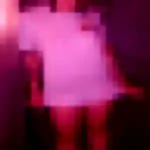 Maeva, 25 ans, connectée à Gourlizon pour une rencontre coquine