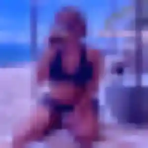 Odette, 23 ans, en ligne à Granges-Aumontzey pour une rencontre coquine