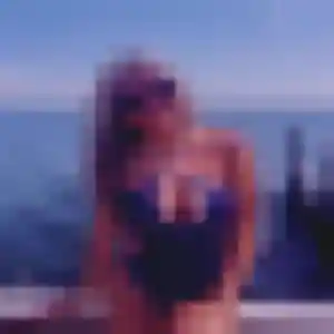 Profil de Candice à Granges-les-Beaumont (25 ans) - plan cul gratuit
