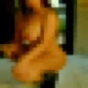 Emilie, 29 ans, cherche un plan cul à Grentheville