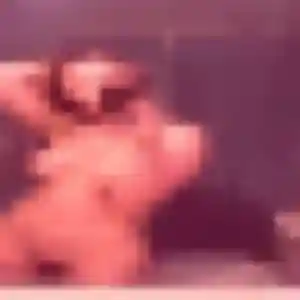 Photo de Elena à Gruffy (39 ans) - plan cul gratuit