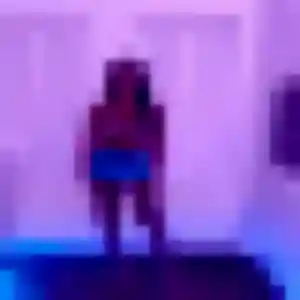 Vicky, fille de 33 ans veut plan cul à Gruffy