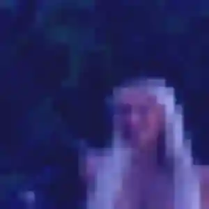 Dana, 28 ans, en ligne à Guégon pour un plan cul