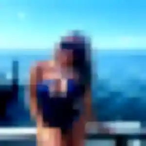 Melodie, femme de 29 ans cherche plan cul à Guerlesquin