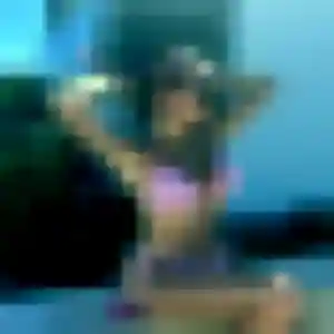Contacte Anouk, 34 ans à Hagetmau en privé