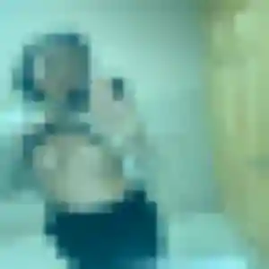 Rencontre Amira, 22 ans à Halsou en privé