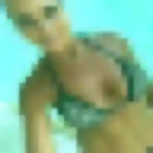 Lou-Anne, 27 ans, connectée à Hauteville-lès-Dijon pour une rencontre coquine