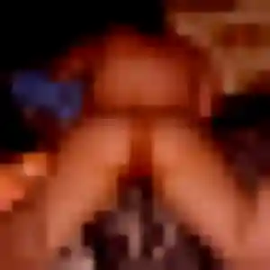 Contacte Corinne, 23 ans à Hénanbihen en privé