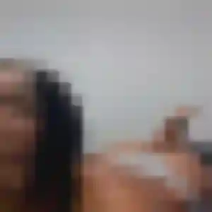 Rejoins Philippine, 30 ans à Holque en privé