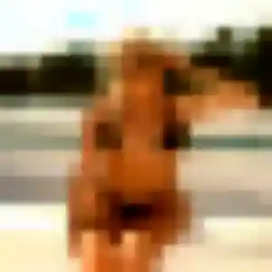 Sexy Zara, 27 ans à Holque - la contacter