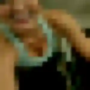 Yolande, 33 ans, en ligne à Hommes pour une rencontre coquine