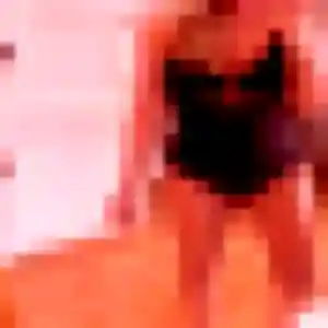 Lou-Anne, fille de 24 ans cherche plan cul à Illiat