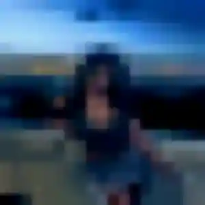 Huguette, 26 ans, en ligne à Isigny-sur-Mer pour une rencontre coquine
