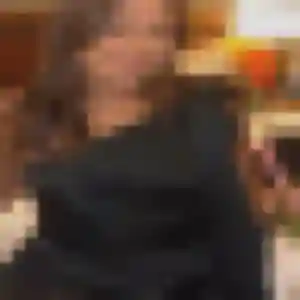 Rejoins Ketty, 24 ans à Isola en t'inscrivant