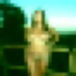Laura, 25 ans, disponible à Izeure pour un plan cul