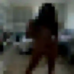 Mathilde, 34 ans, connectée à Juaye-Mondaye pour une rencontre coquine