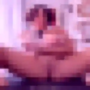 Anne-Laure, 25 ans, connectée à Juilly pour un plan cul