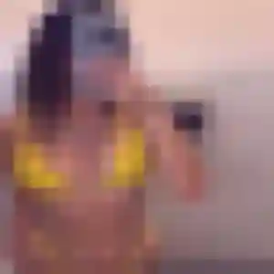 Ursule, 41 ans, connectée à Jumilhac-le-Grand pour une rencontre coquine