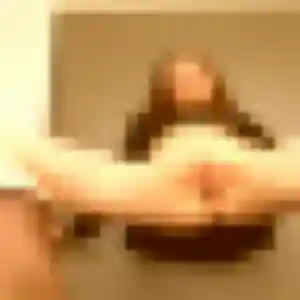 Photo de Salima à Juvigné (34 ans) - plan cul discret