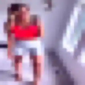 Delphine, 27 ans, en ligne à La Capelle pour une rencontre coquine
