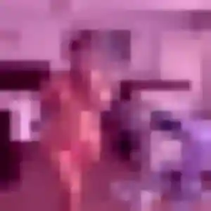 Photo sexy de Regine, 33 ans à La Chapelle-Saint-Martin-en-Plaine - plan discret