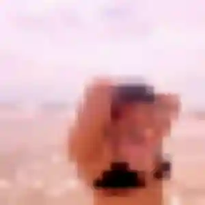 Chloe, 35 ans, dispo pour plan cul à La Chapelle-Saint-Rémy