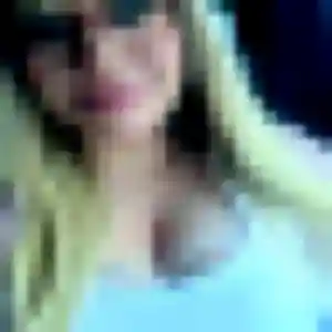 Louisa, 40 ans, disponible à La Chapelle-Thouarault pour une rencontre coquine