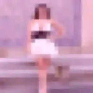 Photo de Anne-Charlotte à La Charmée (33 ans) - plan cul gratuit
