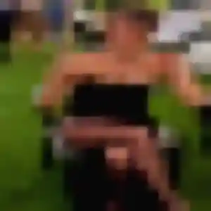plan cul à La Crau : photo de Augustine, 26 ans - accès libre