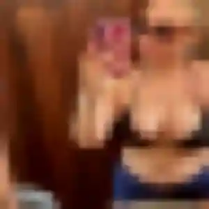 Rosemarie, 30 ans, cherche un plan cul à La Douze