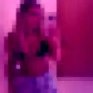 Photo privée de Valentine, 25 ans à La Guerche-sur-l'Aubois - rencontre coquine