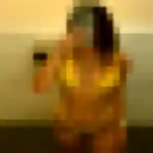 Malika, 36 ans, disponible à La Roche-des-Arnauds pour une rencontre coquine