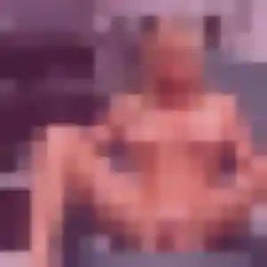 Eva, femme de 27 ans veut plan cul à La Salvetat-Saint-Gilles