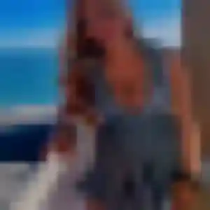 Naomi (25 ans) à La Tour-du-Crieu attend une rencontre rapidement