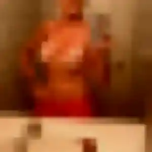Joanne, 23 ans, dispo pour plan cul à La Trinité-Porhoët
