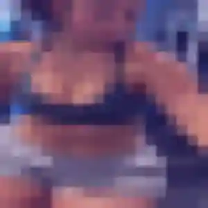 Photo de Marie-Helene à La Vergne (44 ans) - plan cul anonyme
