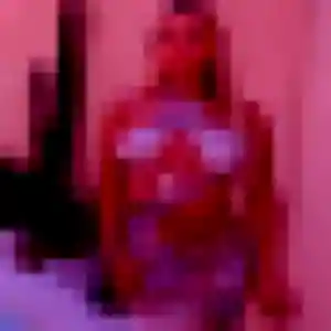 Amandine, 28 ans, en ligne à La Verpillière pour une rencontre coquine
