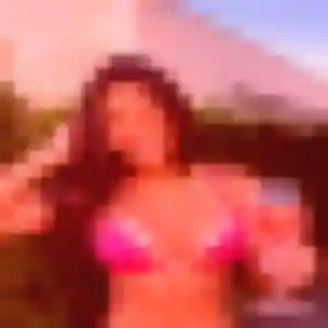 Adelaide, 33 ans, dispo pour plan cul à La Villedieu-du-Clain