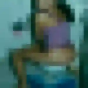 Lilou (32 ans) à Lafox cherche un plan cul maintenant
