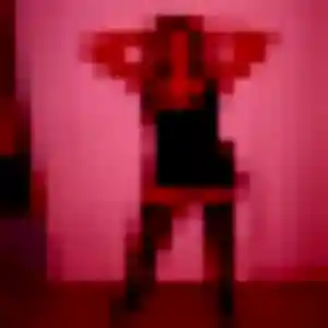 Belle Daphne, 25 ans à Laizy - la contacter