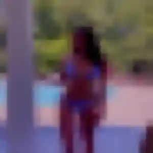 Rejoins Marie-Cecile, 22 ans à Lamothe-Landerron en privé