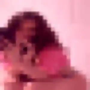 Noura de Lamure-sur-Azergues, 32 ans - plan cul sans lendemain