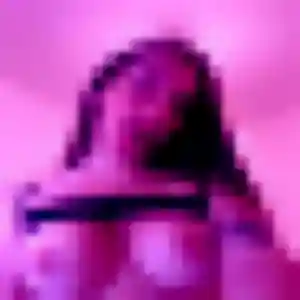 Photo de Sarah à Langon-sur-Cher (38 ans) - plan cul sans inscription
