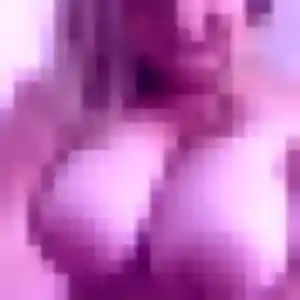 Découvre Berenice, 42 ans à Lanhouarneau gratuitement
