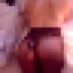 Kenza, femme de 34 ans veut plan cul à Lapalisse