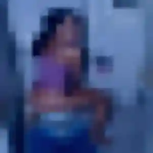 Iris (29 ans) à Laroche-Saint-Cydroine cherche un plan cul aujourd'hui