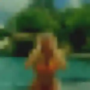Svetlana de Launaguet, 36 ans - plan cul discret