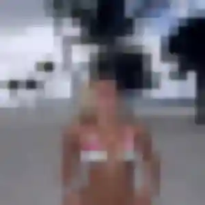 Charmante Sixtine, 24 ans à Le Bas Ségala - la contacter