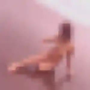 Découvre Christine, 31 ans à Le Beausset en privé