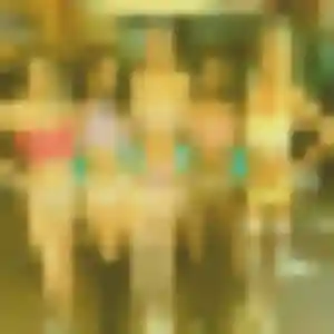 Photo de Dounia à Le Breil-sur-Mérize (37 ans) - plan cul discret
